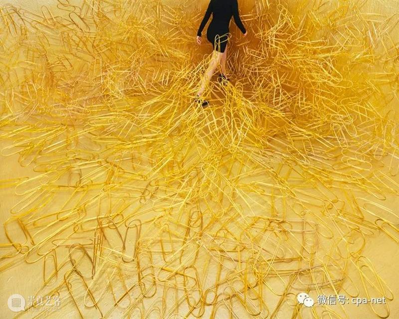 JeeYoung Lee新装置在时间中流淌 崇真艺客