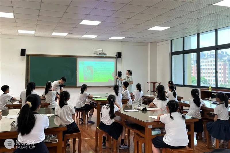 美育现场 | 与重庆大学城树人小学校馆校共建项目：走进名家名作之冯星平 崇真艺客