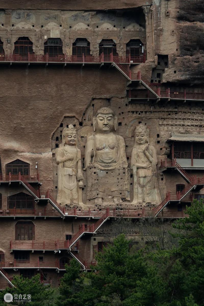 麦积山第13 窟:东崖大佛 观照大千 崇真艺客