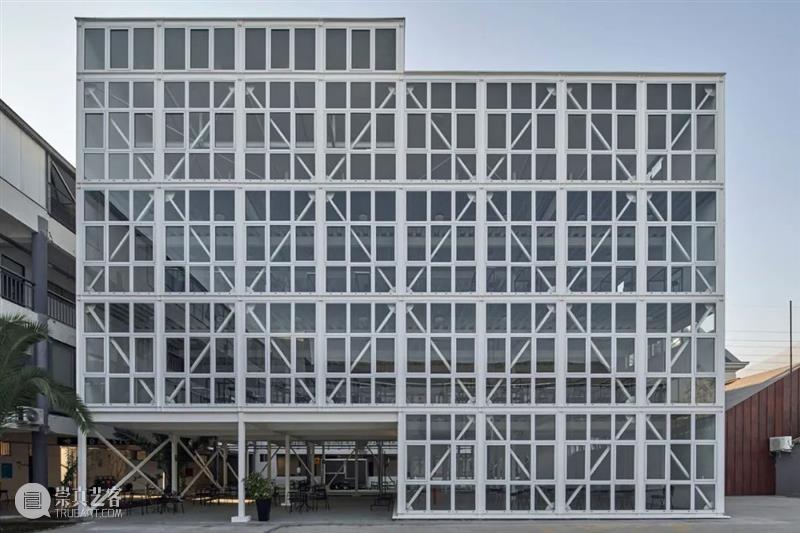 钢骨骼，Talleres大厦 / +.0 Arquitectura 视频资讯 ADCNews 崇真艺客