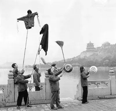 民间记忆5｜一张照片（1958捕雀大军在昆明湖畔） 崇真艺客