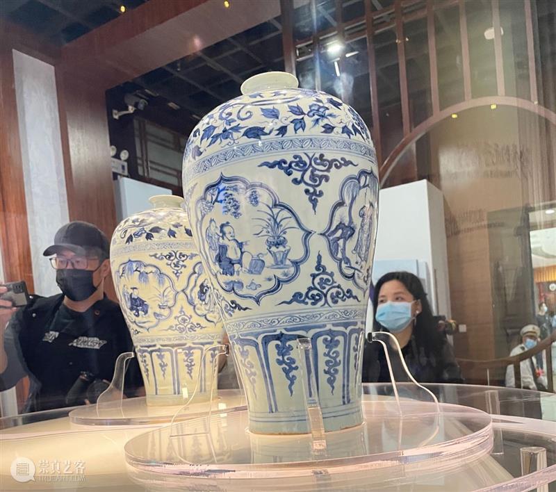 首次！一城两件“国宝级”元青花梅瓶，跨越700年相聚了 崇真艺客