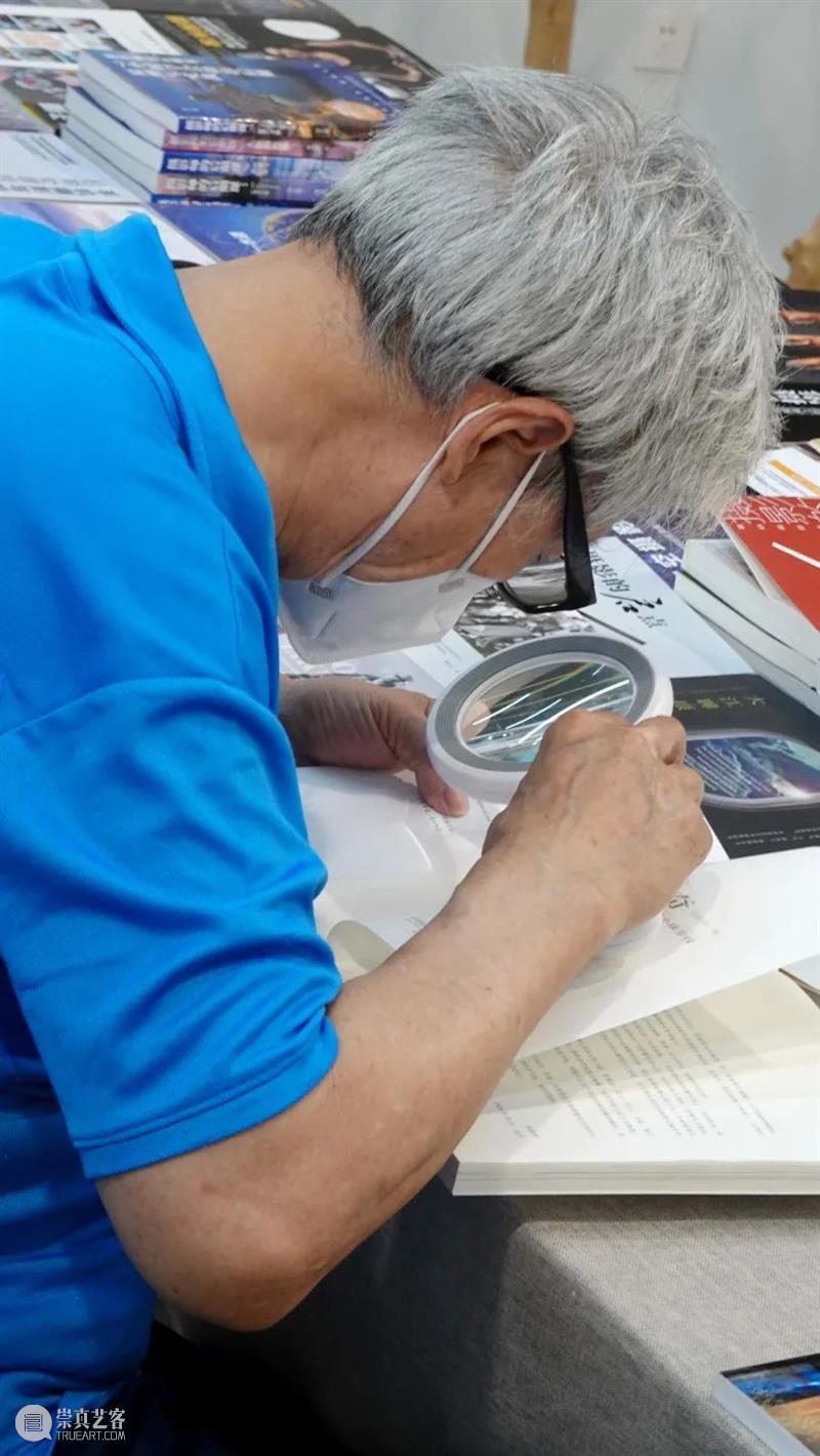 为什么是这些书入榜｜第六届中国摄影图书榜揭晓 崇真艺客