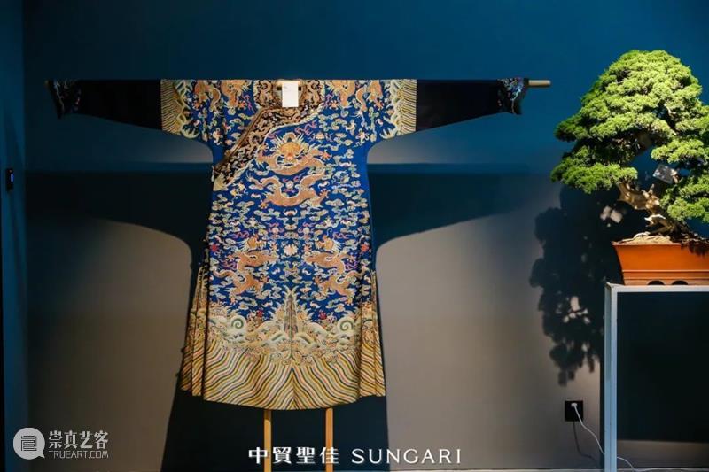 7月26日,璀璨夜场如约举槌!预展将迎来最后观展日 崇真艺客