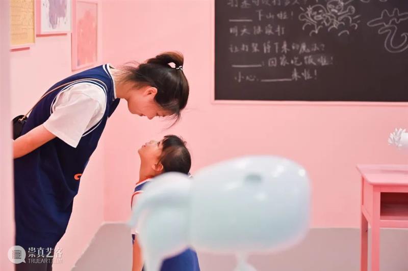 憋住,不许笑|塞吉·布洛克的美与奇思妙想,带你轻松一夏! 崇真艺客