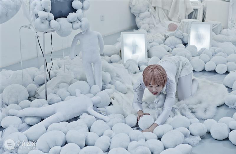 罗苇：宇宙魔方——新媒体艺术展 参展艺术家 崇真艺客