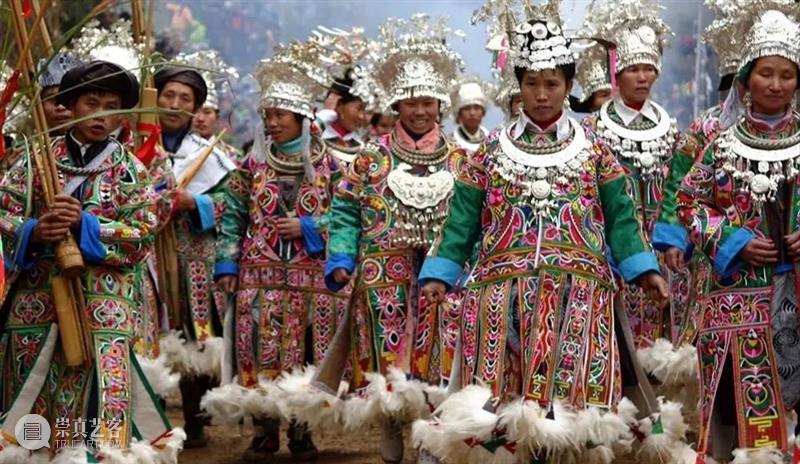 【IFA-民族艺术】苗族百鸟衣 | 披挂于身的民族史诗 崇真艺客