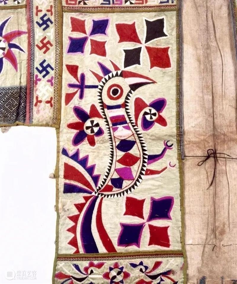 【IFA-民族艺术】苗族百鸟衣 | 披挂于身的民族史诗 崇真艺客