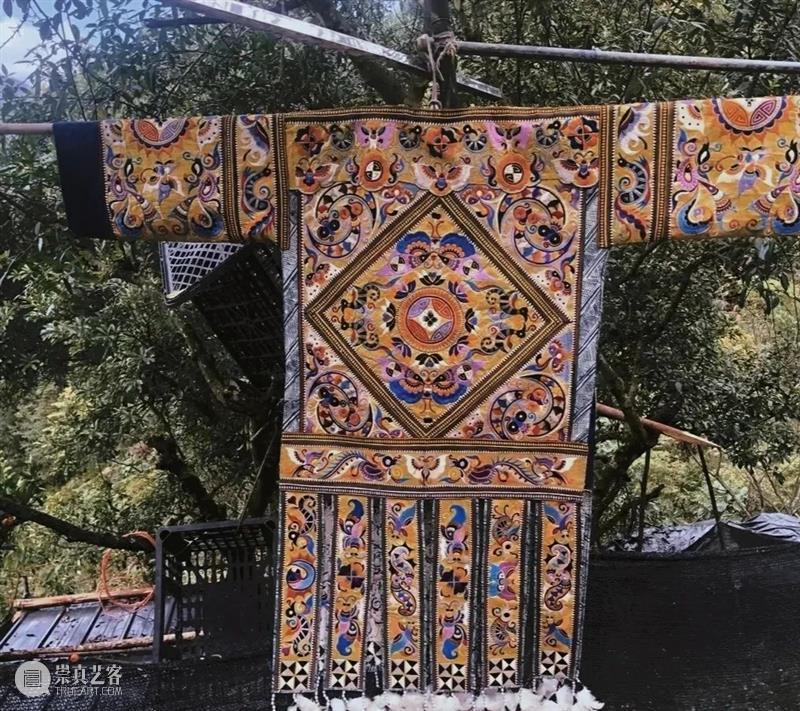 【IFA-民族艺术】苗族百鸟衣 | 披挂于身的民族史诗 崇真艺客