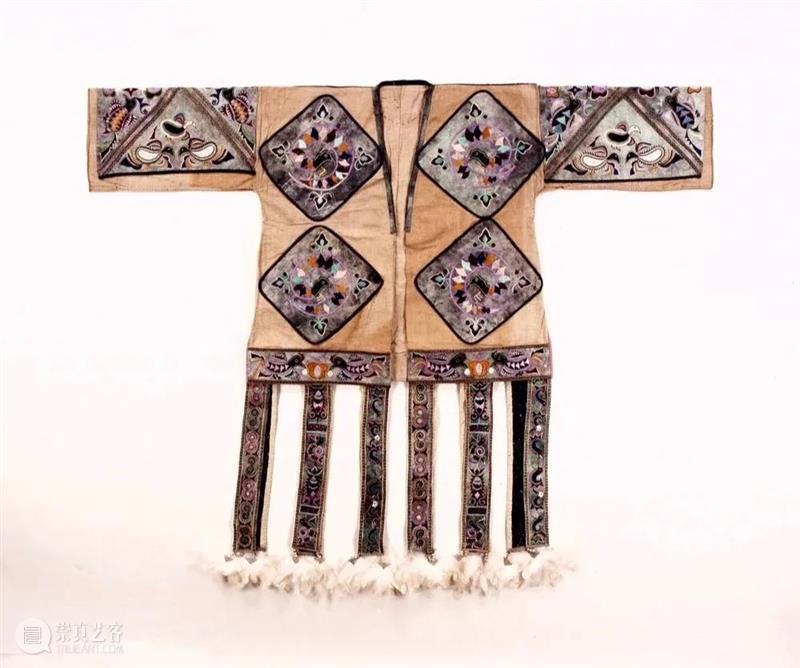 【IFA-民族艺术】苗族百鸟衣 | 披挂于身的民族史诗 崇真艺客