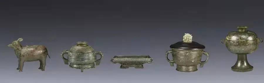 孔府旧藏清代御赐珍品 崇真艺客