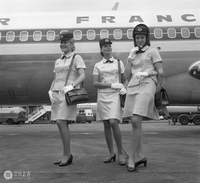 空姐迷你裙盛衰简史 崇真艺客