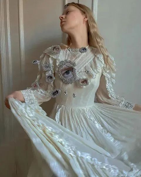 【IFA-艺术赏析】Polina Osipova | 打破珠宝设计常规的怪诞少女 崇真艺客