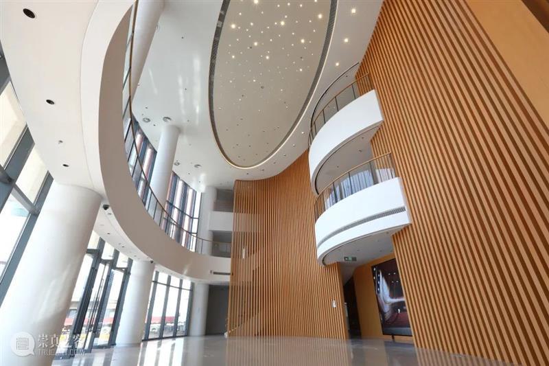 活力重现，青春主场 | 一起打开文化新地标“YOUNG剧场” 崇真艺客