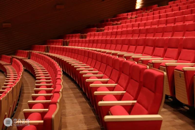 活力重现，青春主场 | 一起打开文化新地标“YOUNG剧场” 崇真艺客