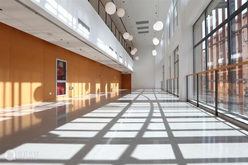 活力重现，青春主场 | 一起打开文化新地标“YOUNG剧场” 崇真艺客