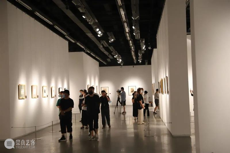 素描既必要又重要 | “学院素描——外国美术学院素描、速写精选展”今天在宁波美术馆开幕 崇真艺客
