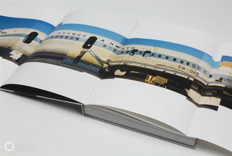 PSA新书 | 我们仍然相信飞行——《侯赛因·卡拉扬：群岛》画册首发 崇真艺客