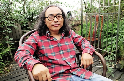 痴迷青铜器的非主流哲学教授 崇真艺客