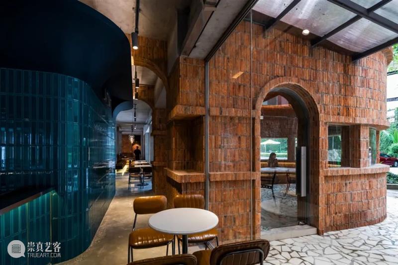 当砖流动起来，越南最大连锁咖啡店：Katinat Saigon 崇真艺客