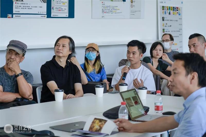 展览现场 | 开放的课堂系列展:生命的风景——来自学院的八人绘画探索展 崇真艺客
