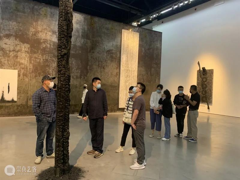喜迎国庆,艺术普及进行时:学校与美术馆公共教育的双向联动 崇真艺客