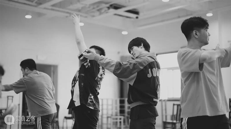 《19/19》排练笔记 | 深情何须笔墨，只是几首老歌 崇真艺客