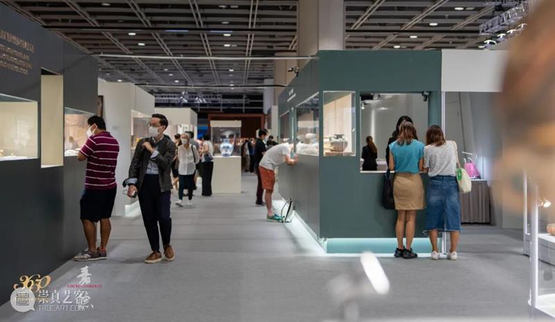 【嘉德香港•十周年庆典拍卖】预展次日，嘉宾云集 崇真艺客