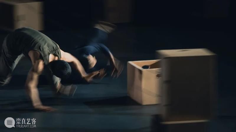 谢欣舞蹈剧场全团休假到场、前NDT舞者吴孟珂二刷...专业舞者剧评人都在大力推荐TA 崇真艺客