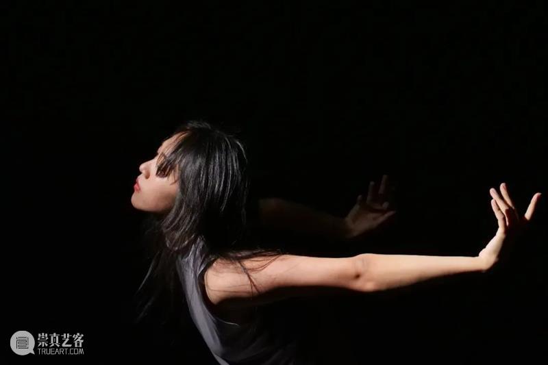 热售中|从爱情纠葛到物理概念,谢欣舞蹈剧场新锐新作《四相》 博文精选 国舞剧场 崇真艺客