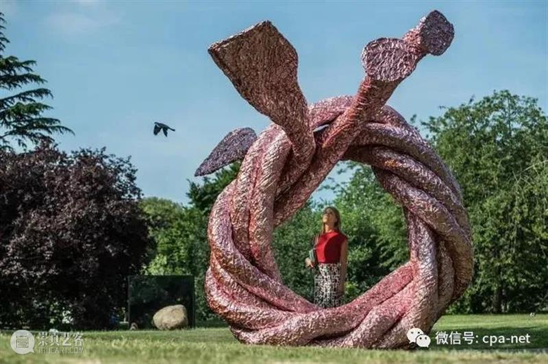 Frieze Sculpture2022展示了一系列公共艺术 崇真艺客