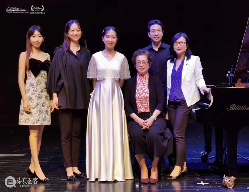 回顾丨欧米勒冠军盖铭爱钢琴独奏音乐会和冠军导师杨韵琳大师讲座圆满举行 崇真艺客