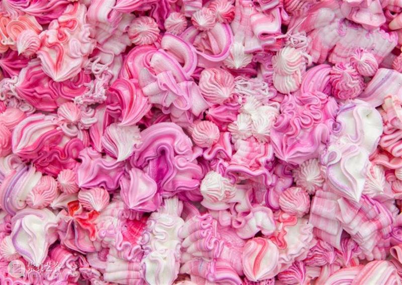 徐震® x BLACK STAR PASTRY | 中国首个艺术企划 — “天下” 蛋糕正式发布 崇真艺客