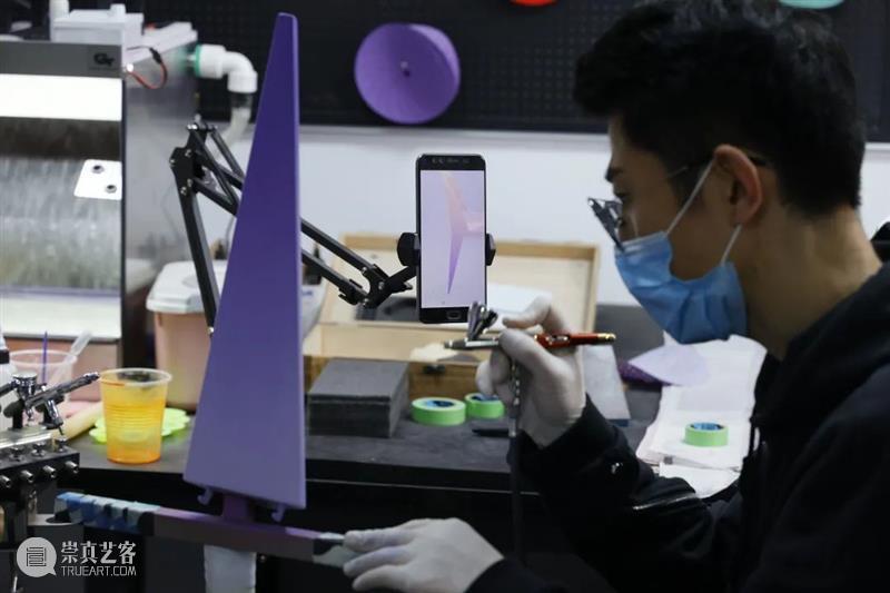 历时12年,中国数字艺术家用一把椅子,开启算法家具新时代 崇真艺客
