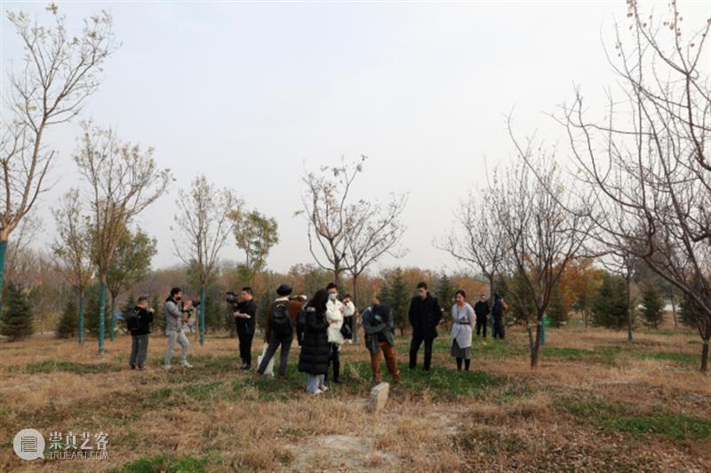 史昊鹏在黑桥的孤岛纪念碑 | 展览后记 崇真艺客