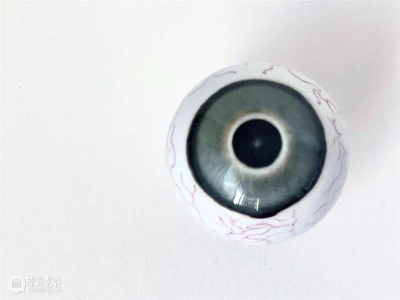 最新代理艺术家I张弱瓷雕系列《Eye眼》 崇真艺客