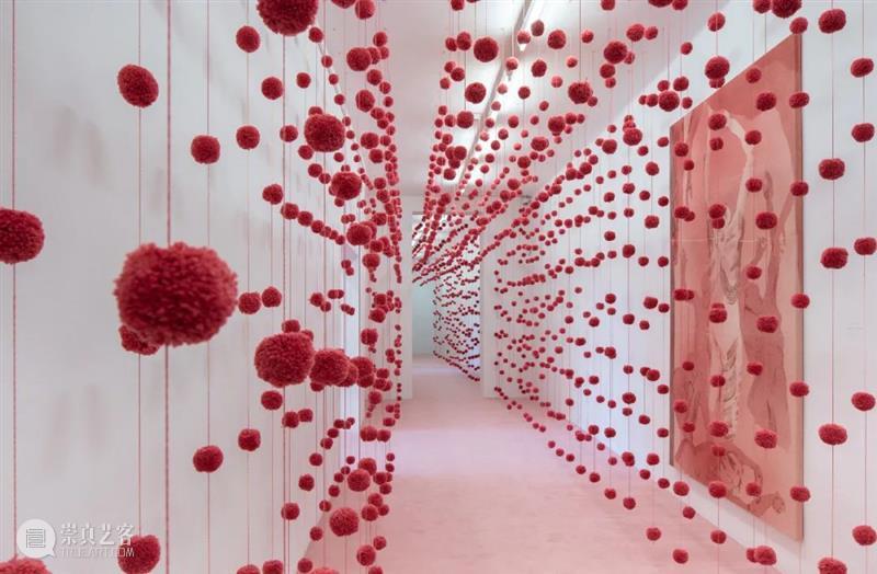 画廊展出|马修 · 鲁兹-克诺伊从陶艺传统中延伸的色彩与形式的循环 崇真艺客