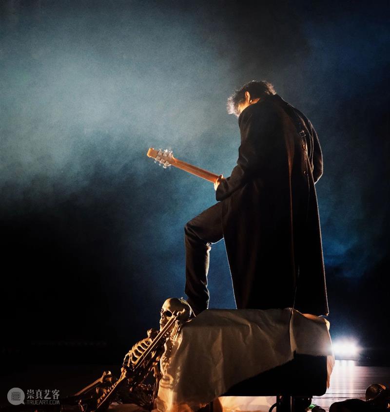 谁不喜欢乖孩子？但艺术不是这么一回事儿！  孟京辉戏剧工作室 崇真艺客