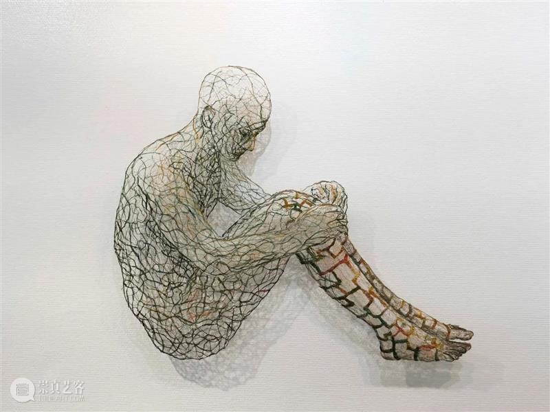 亚麻编织的人体美学:躯干上长出花朵 崇真艺客