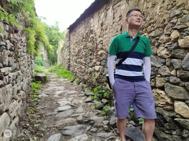 胡鹏 | “被一头熊追下”:《冬天的故事》中熊的书写 崇真艺客