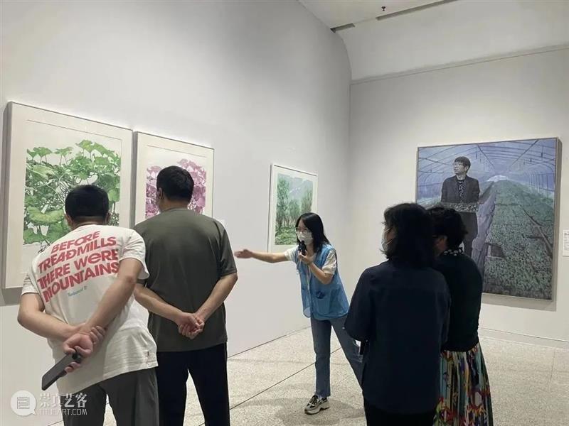 国际志愿者日 | 志愿者,美术馆里亮丽的风景线 崇真艺客