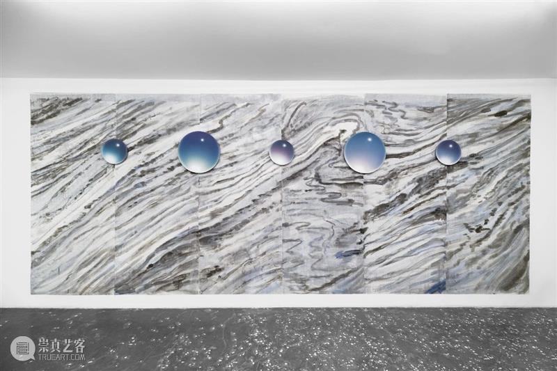 艺术家访谈｜李姝睿：我的绘画是时空中现实和感受的精炼记录 崇真艺客