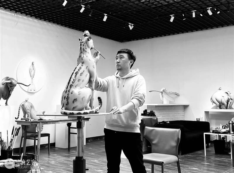 嘉德BLUE丨原同一种性，只是别形躯 崇真艺客