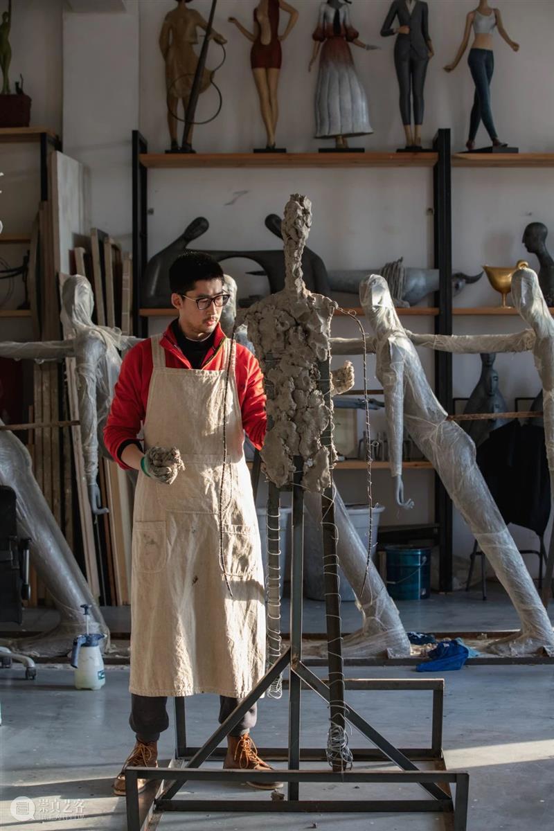 嘉德BLUE丨原同一种性，只是别形躯 崇真艺客