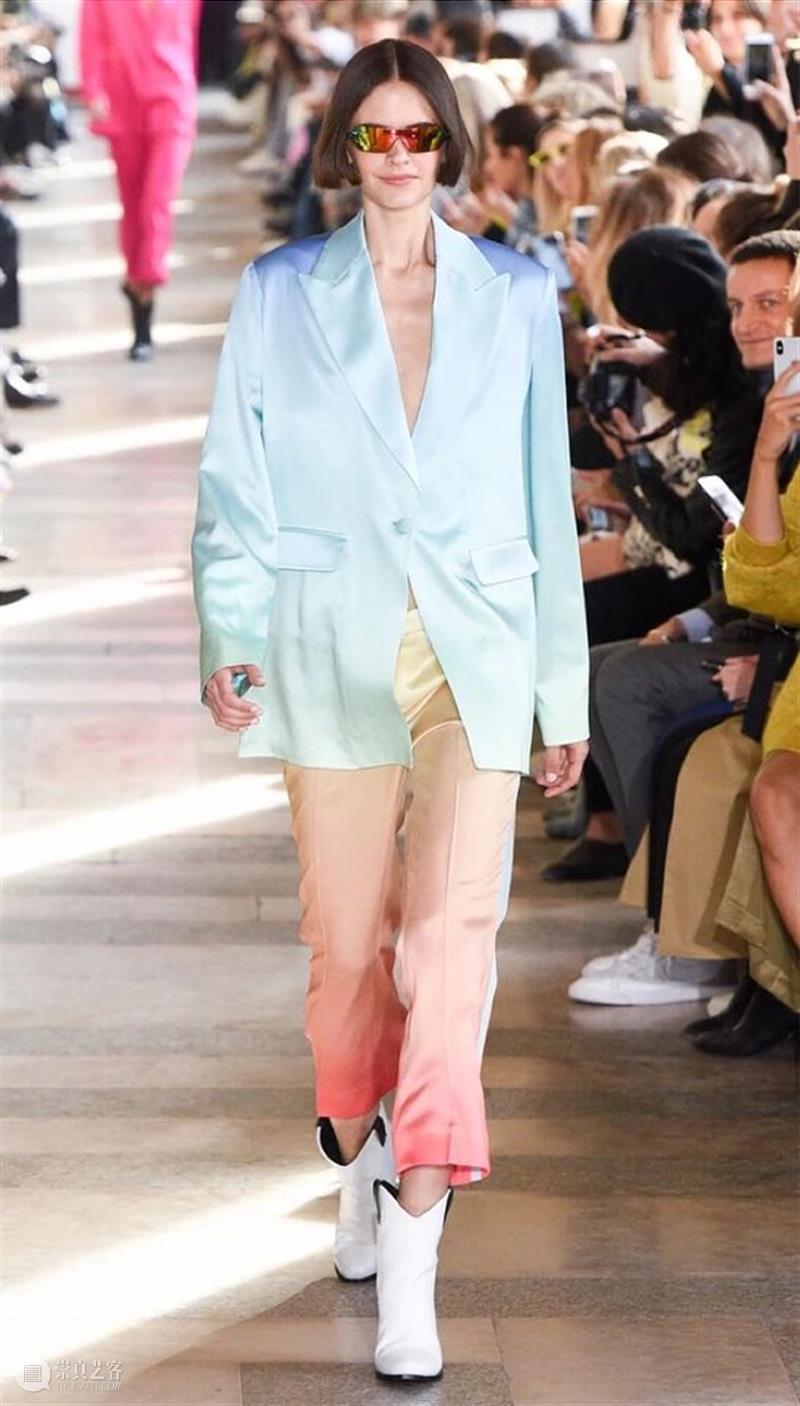 KennaXu艺术家访谈|艾琳娜·伯克纳(Alina Birkner) 崇真艺客