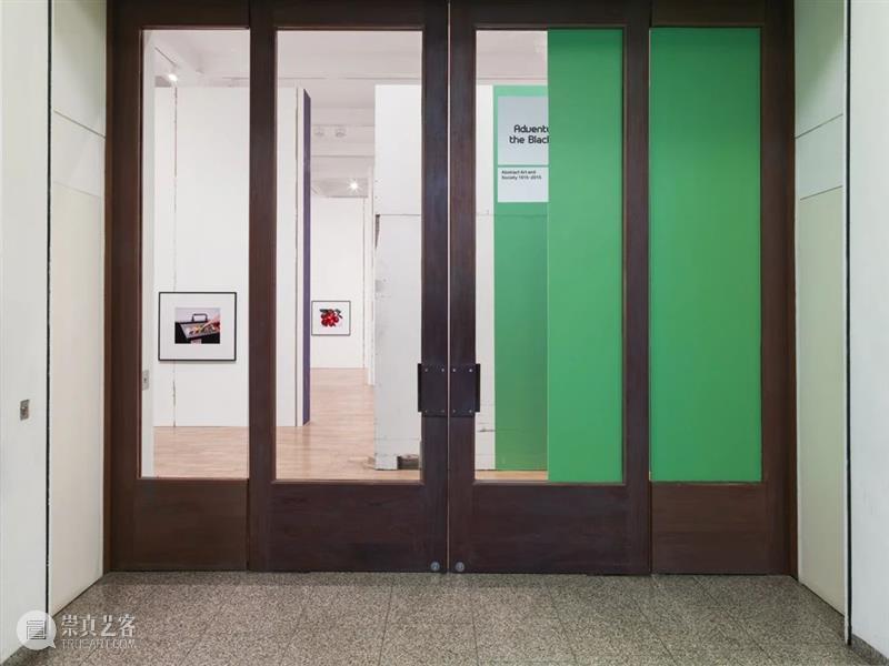 克里斯托弗·威廉姆斯（Christopher Williams）| 卓纳艺术家简介  卓纳画廊DavidZwirner 崇真艺客