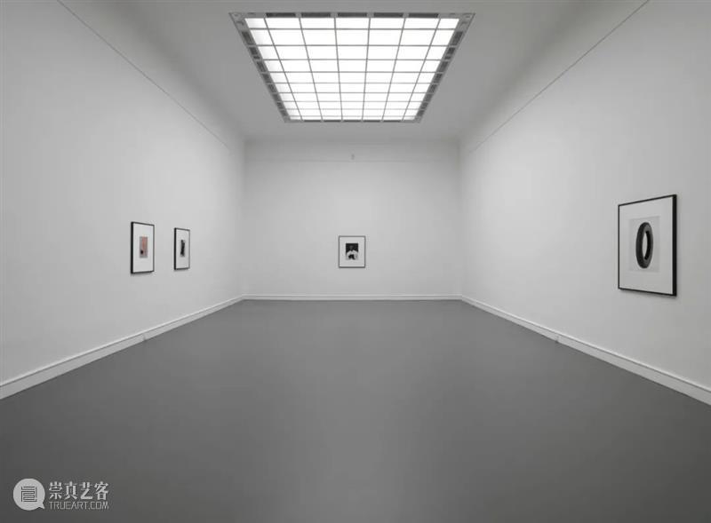 克里斯托弗·威廉姆斯（Christopher Williams）| 卓纳艺术家简介  卓纳画廊DavidZwirner 崇真艺客