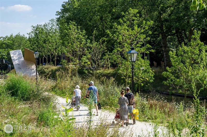 2022 欧洲城市公共空间奖：Catharijnesingel 运河修复 崇真艺客