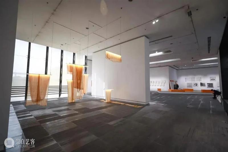 年度回顾 | 重思历史与现实:广州美术学院美术馆群展览回顾 崇真艺客