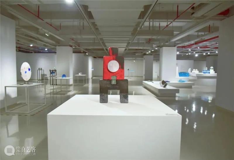 年度回顾 | 重思历史与现实:广州美术学院美术馆群展览回顾 崇真艺客